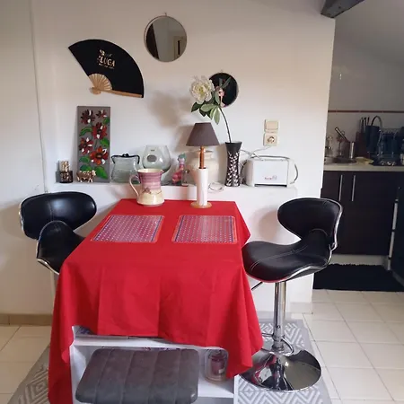 Meuble 265 ניס